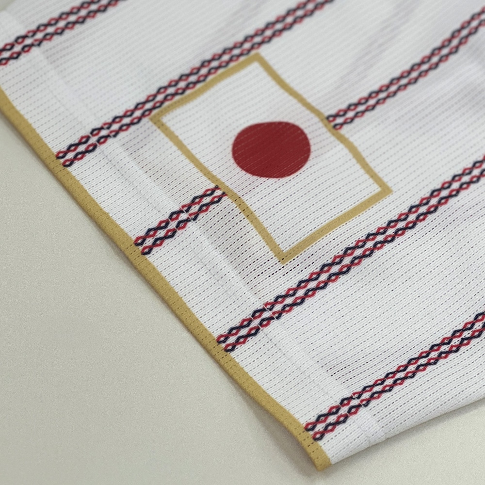 イニエスタ選手 レプリカユニフォーム（数量限定シリアルナンバー入りBOX付） イニエスタ選手 レプリカユニフォーム（数量限定シリアルナンバー入り