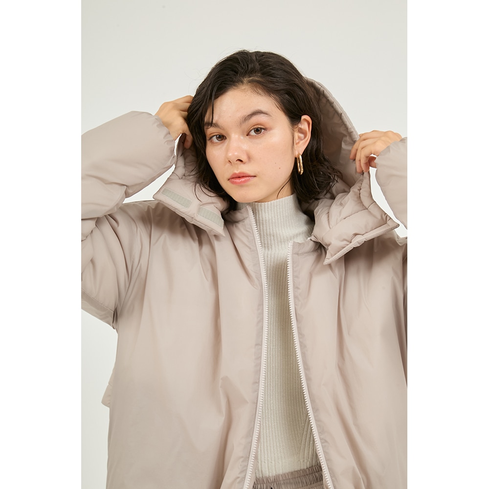 ミズノ直営限定】emmiコラボ テックフィルブレスサーモコート|32MEC836