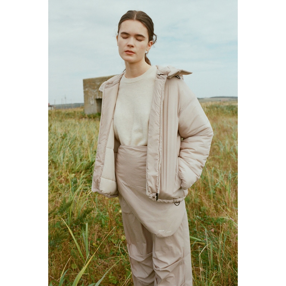 ミズノ直営店限定】emmiコラボ テックフィルブレスサーモコート