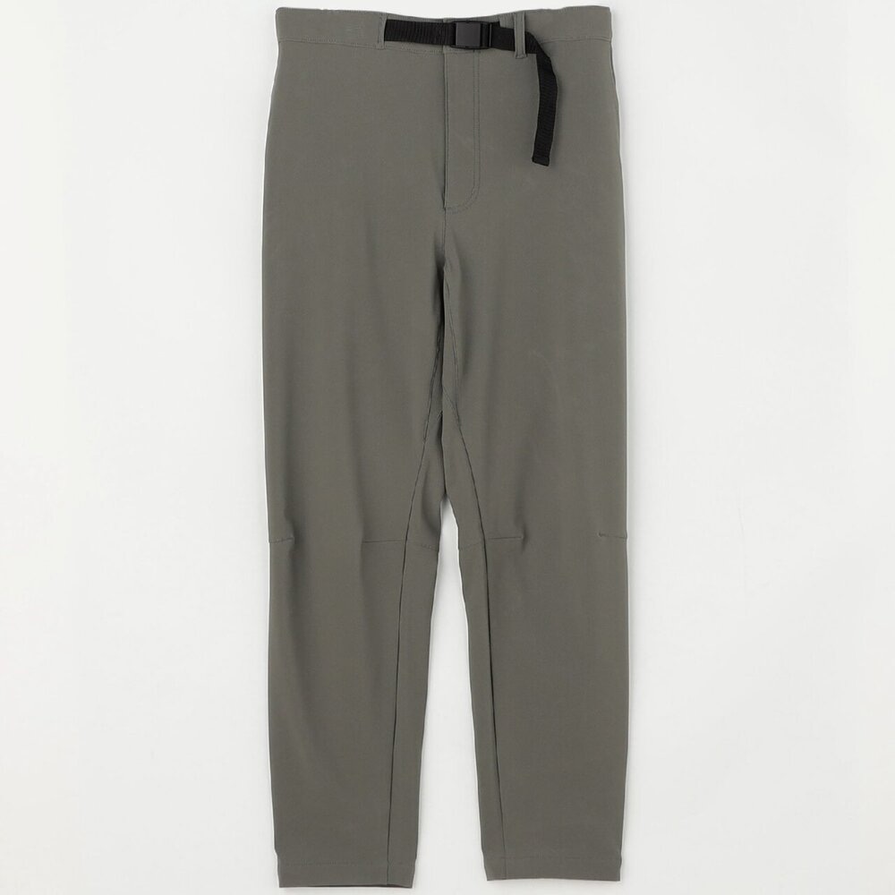 Mizuno ブラック スリムフィットパンツ　新品未使用 Mizuno ブラック スリムフィットパンツ 新品未使用 Mizuno