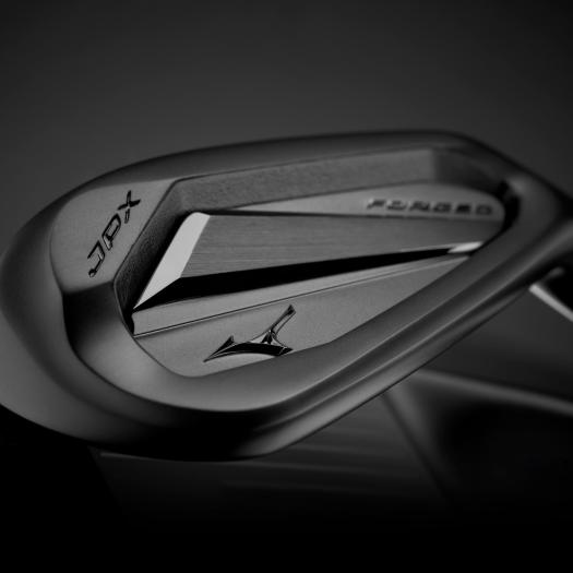 左　ミズノJPX925 FORGED アイアン　6-Pw 5本NS-PRO850 JPX 925 FORGED Limited Black Edition アイアン 6本組(No.5～9、PW