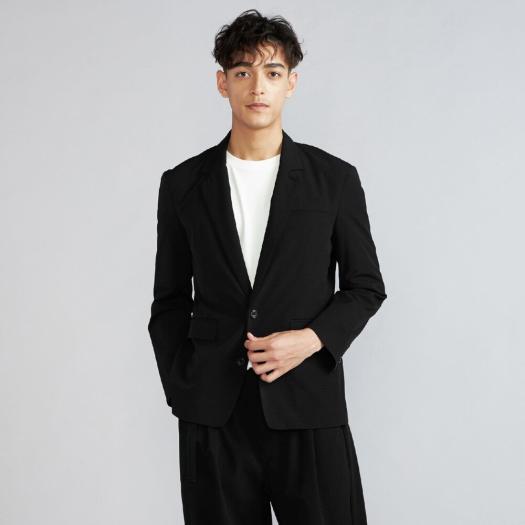 MIZUNO SHOP [ミズノ公式オンラインショップ] 【吸湿発熱】ブレスサーモセットアップジャケット メンズ 09 ブラック B2MEC512