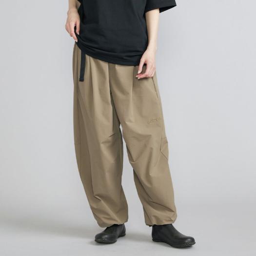 MIZUNO SHOP [ミズノ公式オンラインショップ] ウォーターリパレントストレッチワイドテーパードパンツ ユニセックス 50 ウルフベージュ B2MFC502