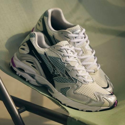 WAVE RIDER 10|D1GA2104_c|MIZUNO1906|ライフスタイル|ミズノ公式