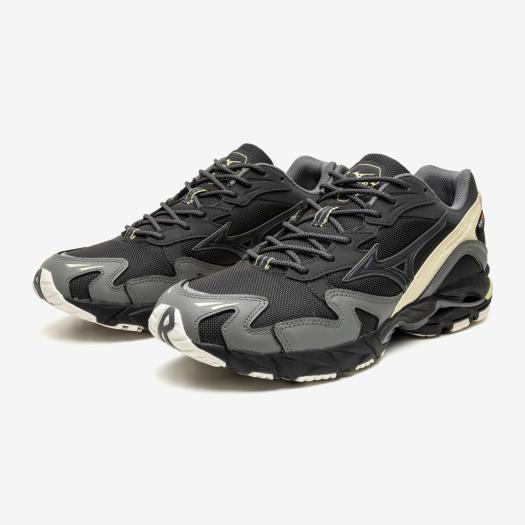 MIZUNO SHOP [ミズノ公式オンラインショップ] 【ミズノ直営店限定】WAVE RIDER 10 CORDURA ユニセックス 01 ブラック×ブラック×ベージュ D1GA2563
