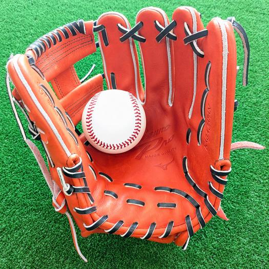 美品✨️　野球　ベースボール　ミズノプロ　部活　応援　トレーニング 硬式用【ミズノプロ】25年春夏限定モデル【内野手用／サイズ9