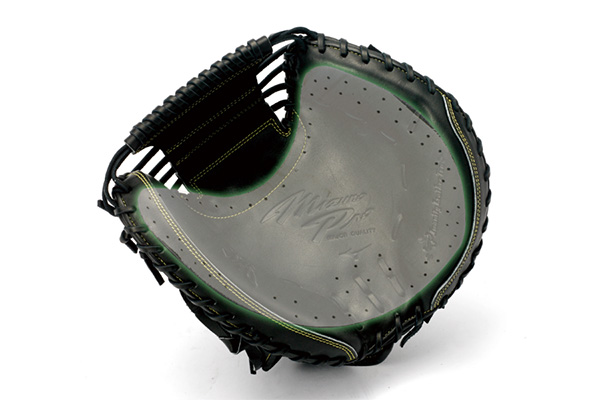 新品未使用 ミズノ MIZUNO 軟式用 グローバルエリート 號SAKEBI 軟式用【グローバルエリート】號SAKEBI【捕手用／B-D型